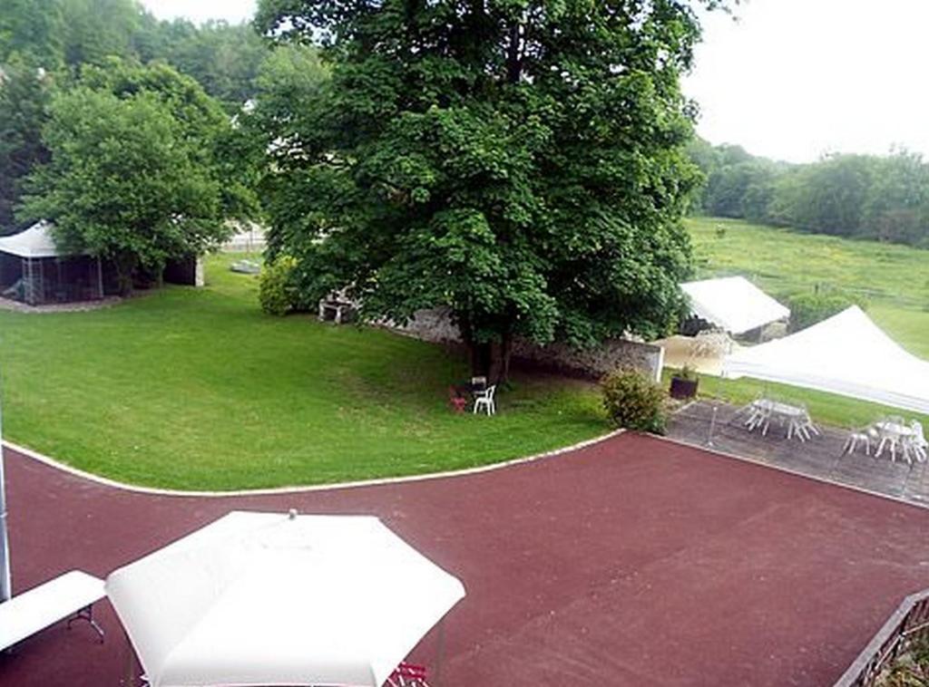 Le Moulin De Pommeuse Bed & Breakfast Exterior photo