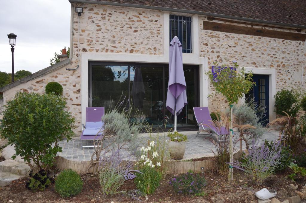 Le Moulin De Pommeuse Bed & Breakfast Exterior photo