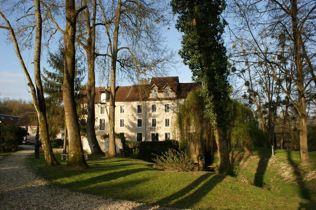 Le Moulin De Pommeuse Bed & Breakfast Exterior photo