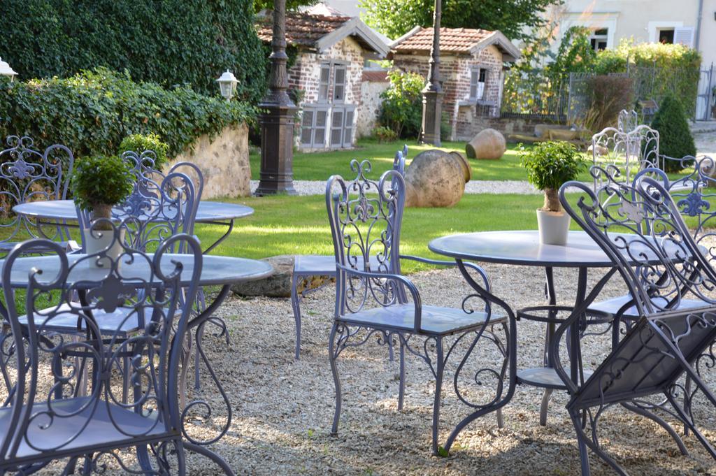 Le Moulin De Pommeuse Bed & Breakfast Exterior photo
