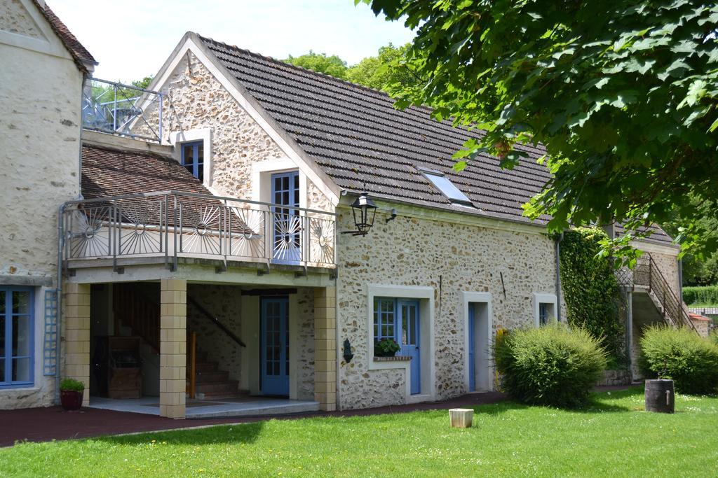 Le Moulin De Pommeuse Bed & Breakfast Exterior photo