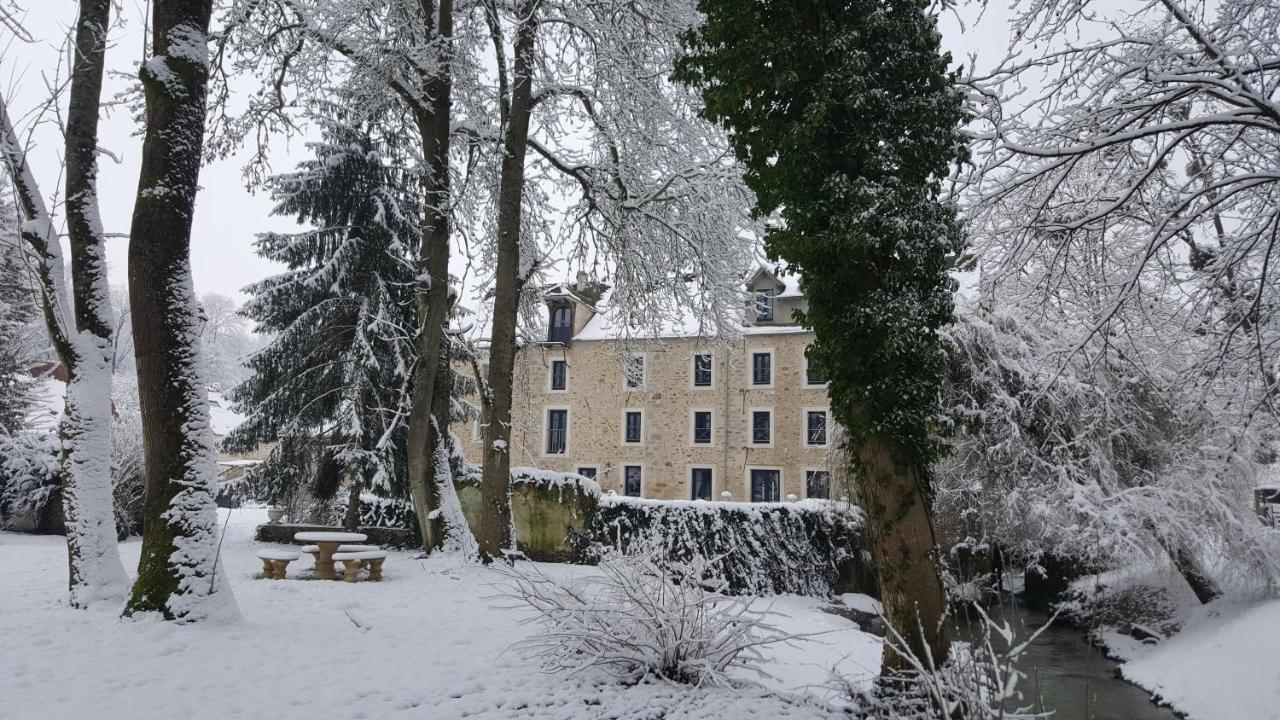 Le Moulin De Pommeuse Bed & Breakfast Exterior photo